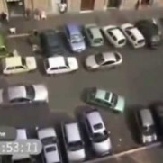 どうしてこうなった…。女性ドライバーの奇怪な運転集